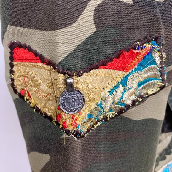 Anthropologie Beautiful Stories Patchwork Camo Utility Jacket Size Medium - Picture 8 of 16